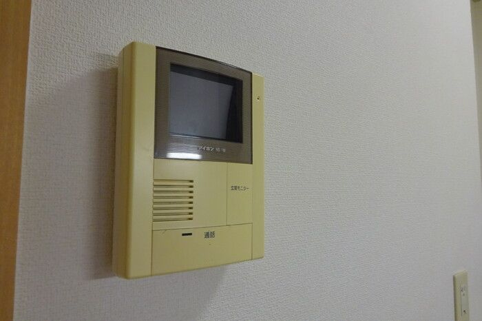 アン オアシスのセキュリティ|モニター付きインターホンです