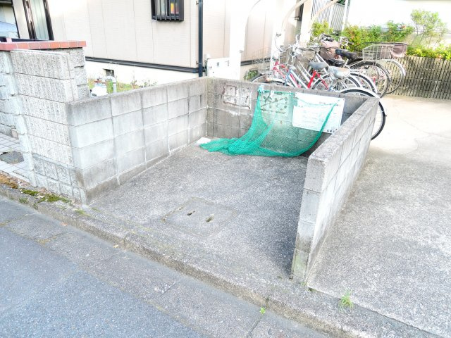 ウインディア南平台A棟のその他