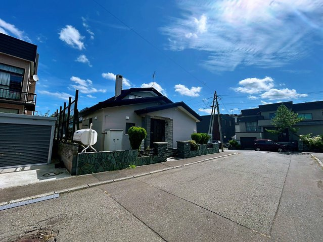 平和2条2丁目土地（南西角地）の外観