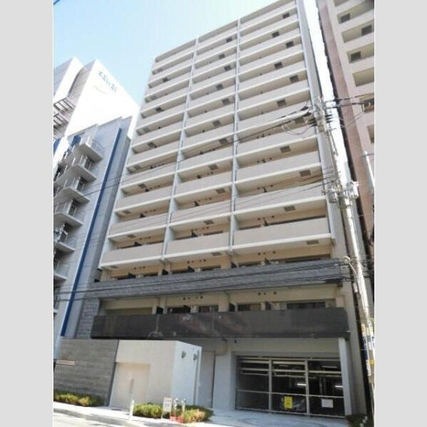 S-RESIDENCE江坂の外観