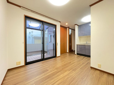 【居間・リビング】 | 豊中市庄内西町5丁目貸家