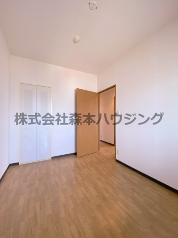 【洋室】 | 　サザンクロス | 使い勝手のいい洋室です