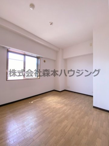【洋室】 | 　サザンクロス | 個人の部屋や寝室として使える洋室です