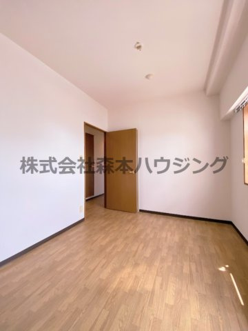 【洋室】 | 　サザンクロス | 広々とした洋室です