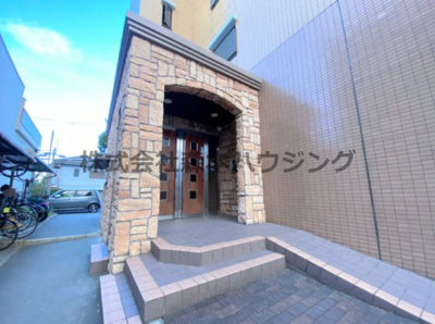 【エントランス】 | 　サザンクロス | 毎日通るエントランスはこのようになっています