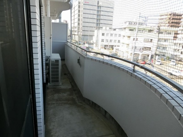 アンシャンテ岡山のバルコニー