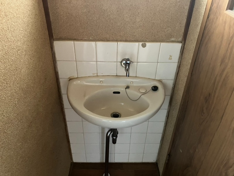 今7丁目戸建　西棟の洗面所