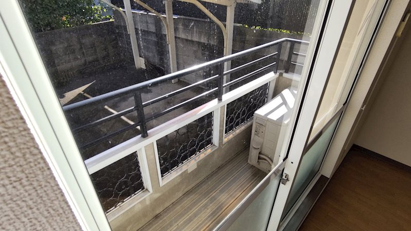 S.T.Villa TSUSHIMA Aのバルコニー