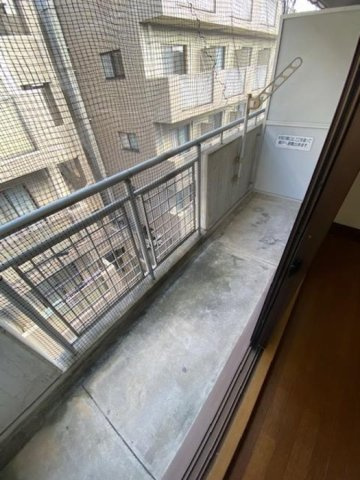 メゾンなかやまのバルコニー