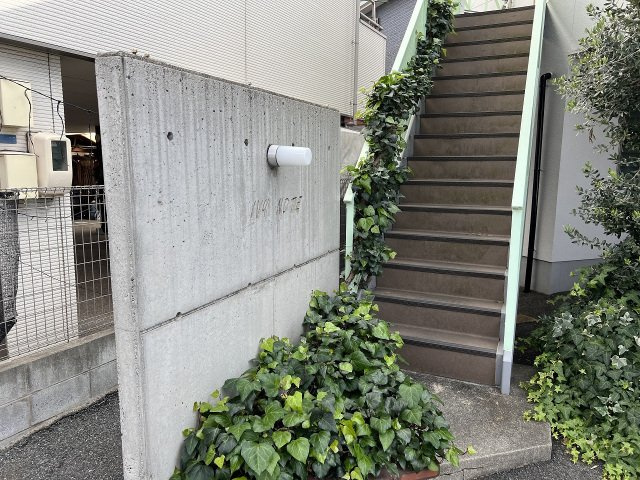 IVY NOTEのエントランス