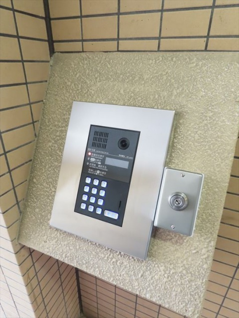 りひあハウスのエントランス