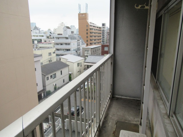 サンジェルマン富田町のバルコニー