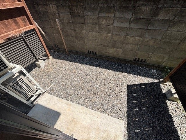 メゾン伊福町の庭