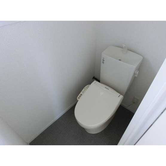 【トイレ】 | ベルハイツ西市 | 落ち着いた色調のトイレです