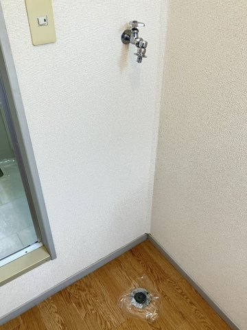 【洗面所】 | サンビレッジ浜野Ｂ棟 | ゆったりとスペースのある洗面所