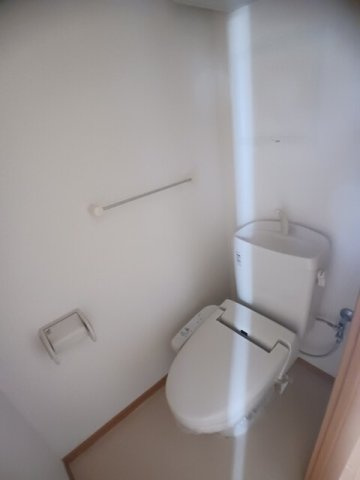 ハピーライフ平田のトイレ|シンプルで使いやすいトイレです