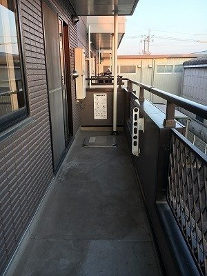 さくらマンションＢのバルコニー|暖かな日差しのふりそそぐバルコニー
