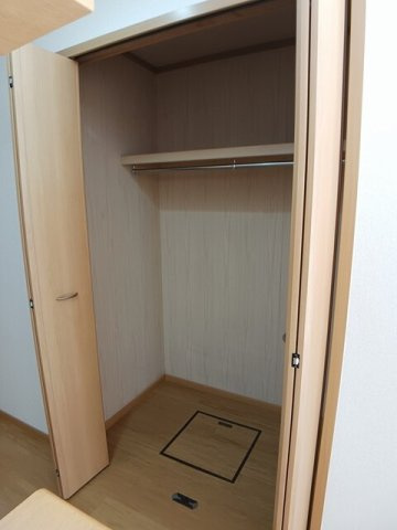 【収納】 | ｏＡｚｏ　Ａ棟 | こまごまとしたものを収納できそうですね
