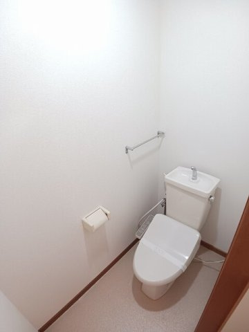 【トイレ】 | ニューシティオオタＡ | 落ち着いたトイレです