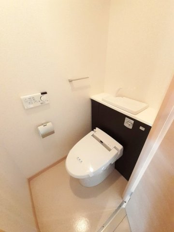 【トイレ】 | メゾン　ラフィネ | シンプルで使いやすいトイレです