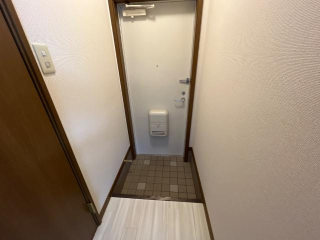【玄関】 | グランチェスタ | 玄関
