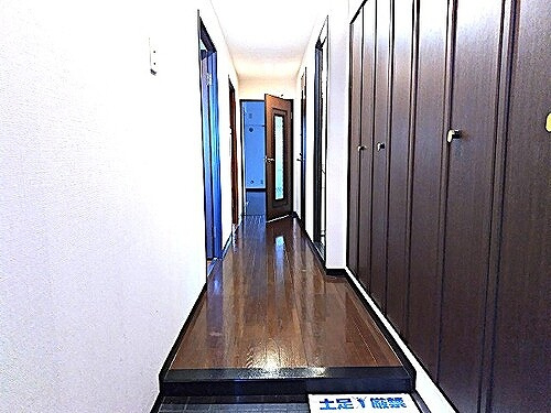 ライオンズマンション岡山南のその他|廊下（リビング方向）　※2025年12月撮影