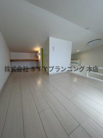 仲介手数料0円！イースト　クレッセントの寝室