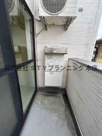 仲介手数料0円！イースト　クレッセントのバルコニー