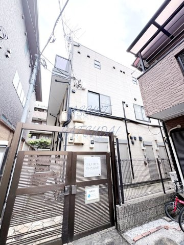 セレ渋谷本町のエントランス