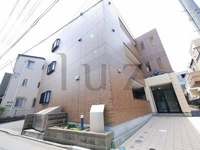ラフィネス鶴見の外観