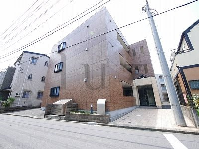 ラフィネス鶴見の外観