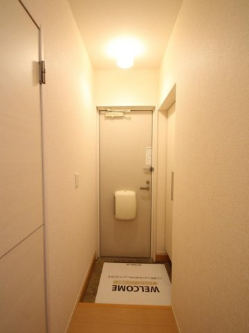 東大和市芋窪５丁目のテラスの玄関|※同仕様写真