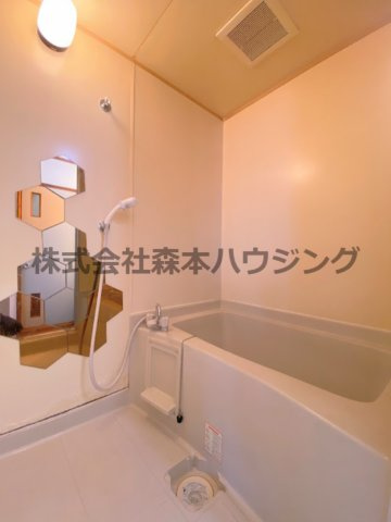 【浴室】 | 　WESTヒルズ門真 | お風呂で日々の疲れを落としましょう