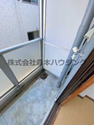 【設備】 | 　WESTヒルズ門真 | 洗濯機置き場です