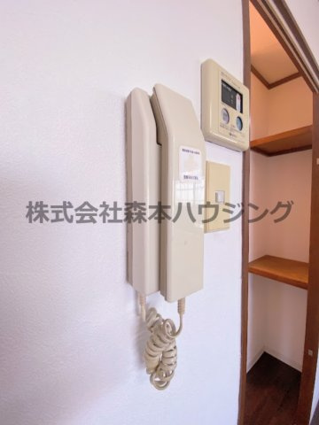 【セキュリティ】 | 　WESTヒルズ門真 | インターフォンついてます