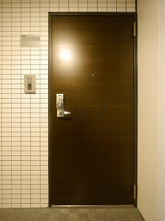 ガーラプレシャス川崎の玄関