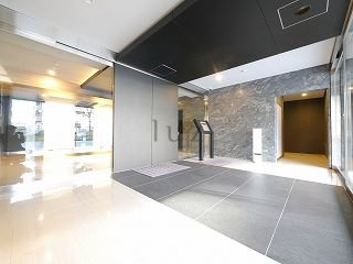 ガーラプレシャス川崎のエントランス