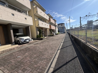 【その他】 | 東新小岩中古戸建c | ４ｍ前面道路＋歩道