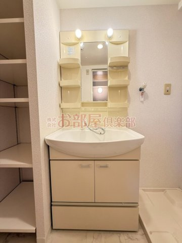 エクセレント東町の洗面所|使いやすい洗面所です