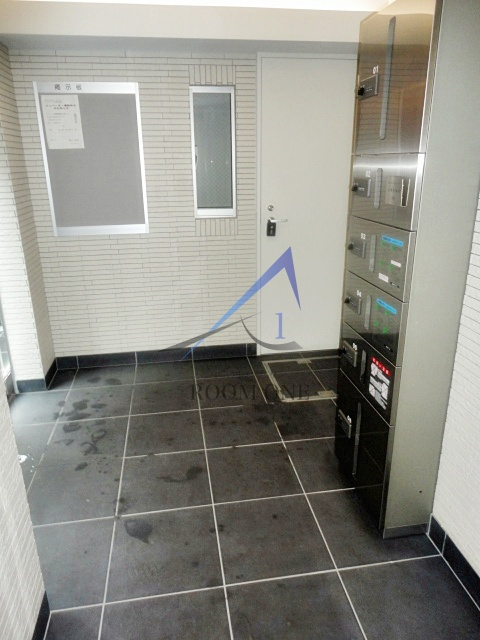MAISON ASAKUSA G2のその他共用部分|宅配ボックスです。
