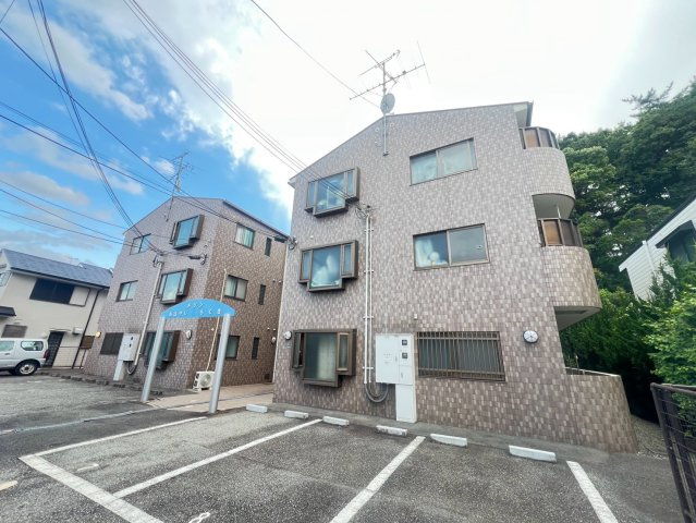 メゾンおばやしの外観
