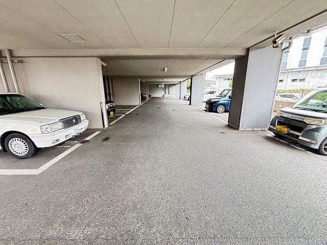 【駐車場】 | ロワールマンション二日市３