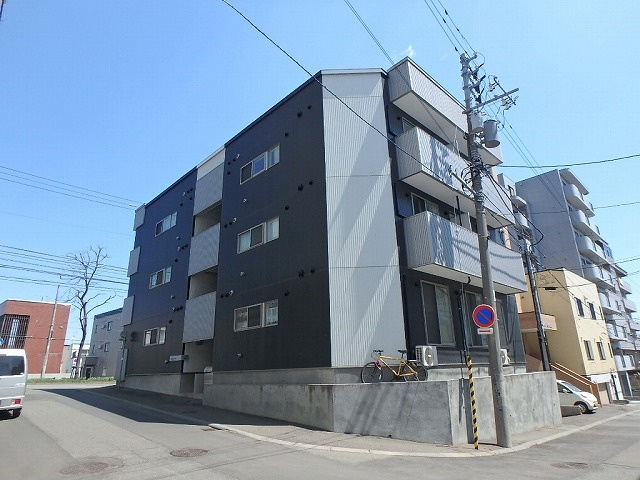 エミネンス南郷１４