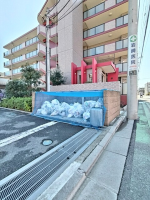 敷地内ごみ置き場有★