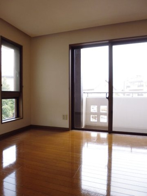 二面採光で明るいお部屋です！