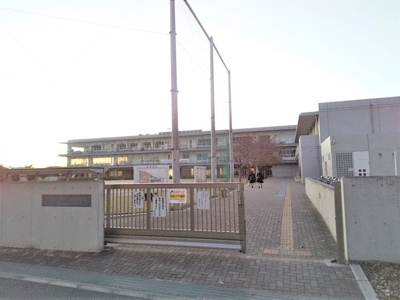 朝霞市立朝霞第四小学校まで65ｍ