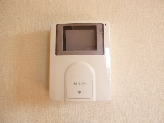レジオン・ドヌールの内装|カメラ付インターホン