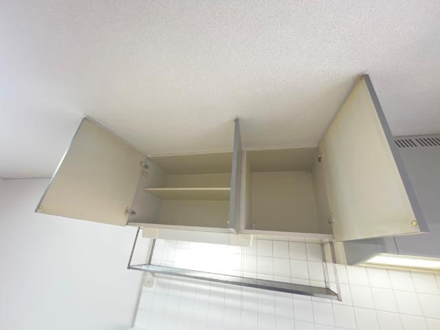 プロニティコーポのキッチン|キッチン吊り戸棚