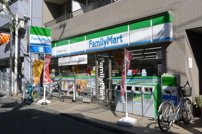 ステージファースト明大前アジールコートの周辺|ファミリーマート世田谷松原一丁目店 240m