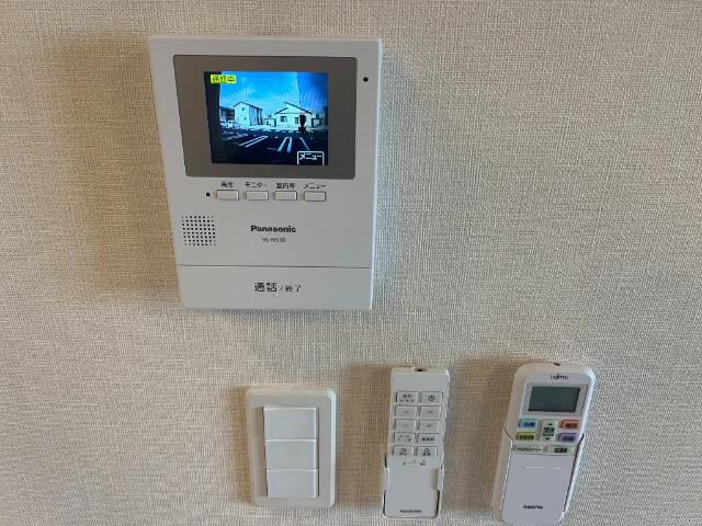 アレーズ２５の内装|カメラ付インターホン
